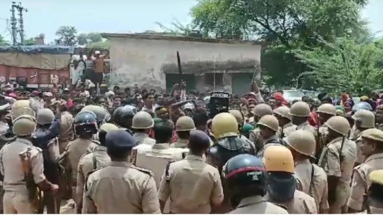 सत्यम की हत्या से उबला प्रयागराज, हमलावरों के घर पर बुलडोजर चलाने की माँग: बहन बोली- मैं चिल्लाती रही, पर किसी ने नहीं की मदद