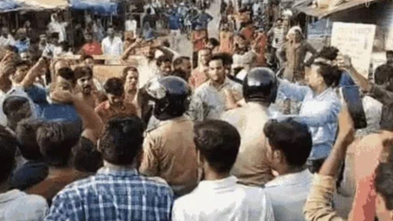 बहन से ‘छेड़खानी’ का विरोध करने पर 16 साल के सत्यम की पीट-पीटकर हत्या, ग्राम प्रधान मोहम्मद यूसुफ की तलाश: स्कूल विवाद में पिटाई बता रही पुलिस