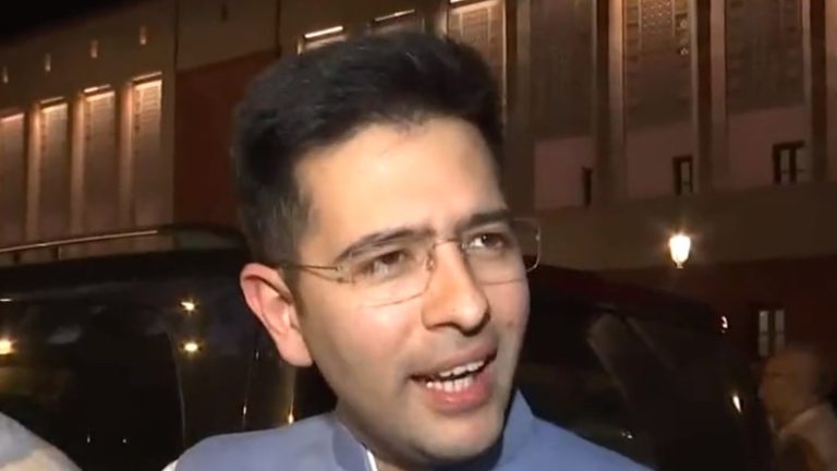 सांसदों को खबर भी नहीं और उनके नाम से राघव चड्ढा ने राज्यसभा में दे दिया प्रस्ताव: फर्जीवाड़े में पार्टी MP के घिरने पर बोली AAP- हस्ताक्षर जरूरी नहीं
