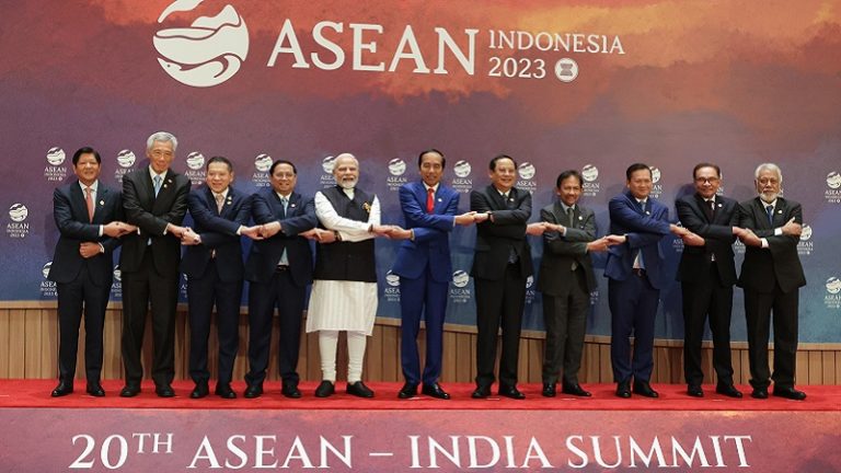 जकार्ता से PM मोदी ने दिया ‘वन अर्थ, वन फैमिली, वन फ्यूचर’ का मंत्र, ASEAN को बताया भारत की एक्ट ईस्ट पॉलिसी का स्तंभ