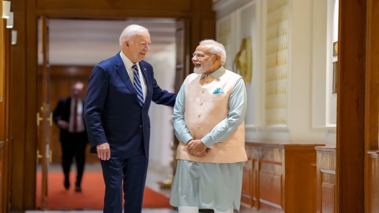 दिल्ली पहुँचते ही PM मोदी से मिले अमेरिकी राष्ट्रपति जो बाइडेन, UNSC में भारत की स्थायी सदस्यता पर दिया समर्थन: रक्षा-AI सहित कई क्षेत्रों में सहयोग पर सहमति