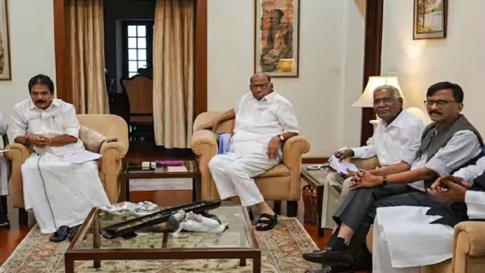 शरद पवार के घर पर गठबंधन की बैठक