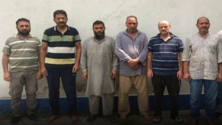 30 साल से थी तलाश, पकड़े गए ‘आम आदमी’ बनकर छिपे 8 आतंकी: सरकारी नौकरियों में घुस गए थे कुछ, एक तो कोर्ट में कर रहा था काम