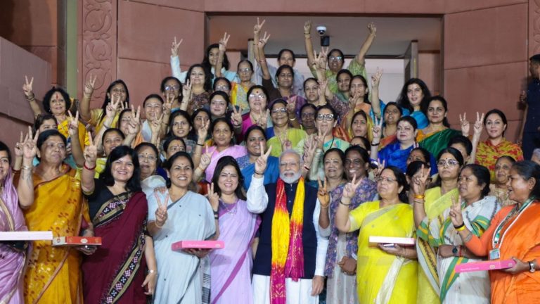 महिला आरक्षण बिल पर संसद ने तो लगा दी मुहर, पर अब आगे क्या: जानिए कैसे और कब तक सदन में बढ़ेगी आधी आबादी की हिस्सेदारी