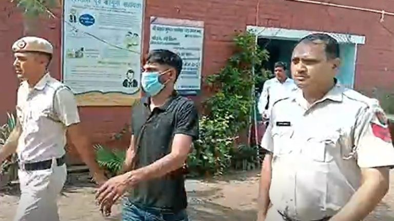 ‘0011’ व्हाट्सएप ग्रुप में बना था बजरंग दल पर हमले और नूहं के साइबर थाने को उड़ाने का प्लान, मारस्टरमाइंड वसीम गिरफ्तार: बस को अगवा मारी थी दीवाल से टक्कर