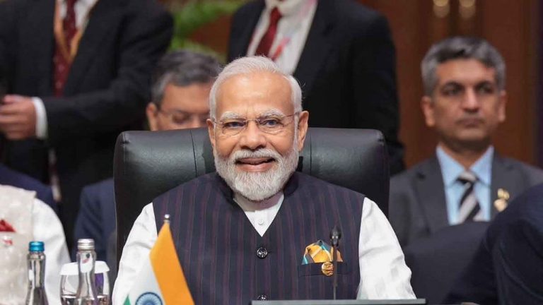 PM मोदी के जन्मदिन पर ‘आयुष्मान भव:’, ₹13 हजार करोड़ की विश्वकर्मा योजना भी: जानिए केंद्र सरकार की इन स्कीम्स से किनको होगा लाभ