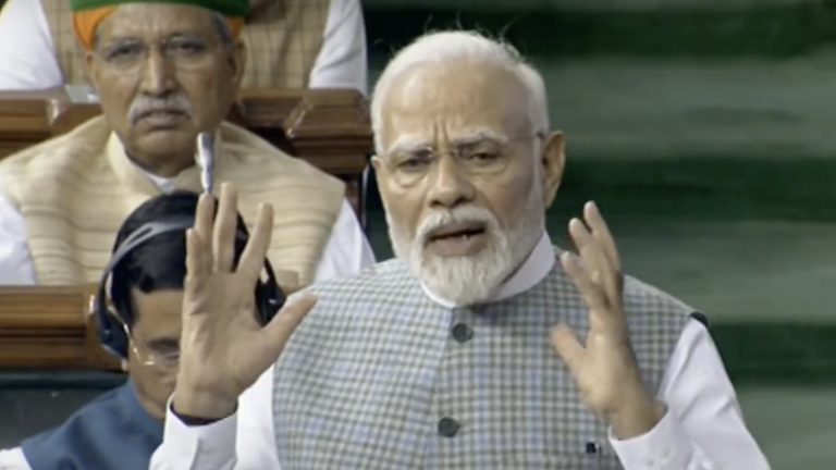 सरकारें आएँगी, सरकारें जाएँगी… संसद के विशेष सत्र में PM मोदी ने अटल बिहारी वाजपेयी को किया याद, कई बड़े फैसले लिए जाने के दिए संकेत
