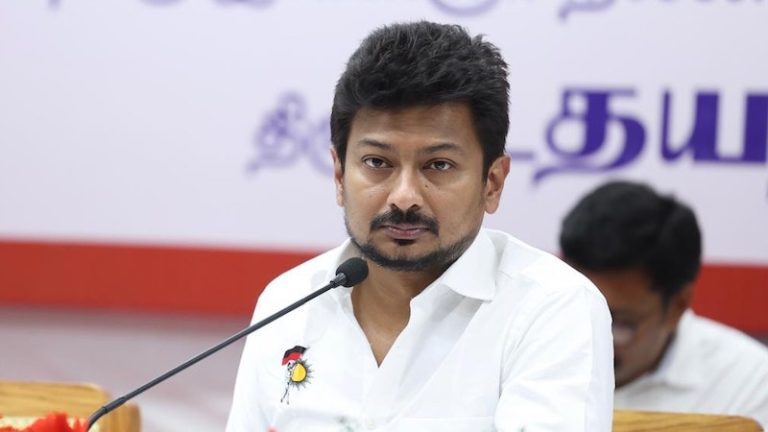 भारतीय राजनीति का ‘न्यू नॉर्मल’ है सनातन धर्म को गाली देना… उदयनिधि, खड़गे, स्वामी और चंद्रशेखर विपक्ष के इसी प्रयोग का हिस्सा, I.N.D.I.A. में नेतृत्व का यही पैमाना