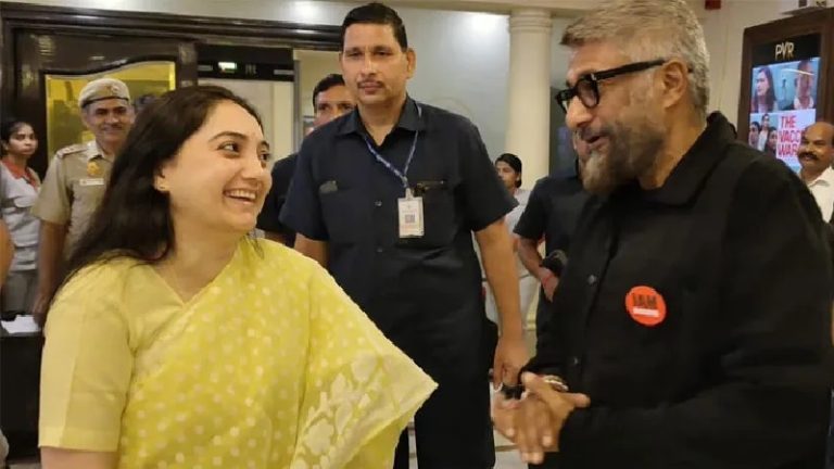 ‘The Vaccine War’ की स्क्रीनिंग पर दिखीं नूपुर शर्मा, बजती रही तालियाँ: इस्लामी कट्टरपंथियों से खतरों के कारण सुरक्षा घेरे में रहने को हैं मजबूर