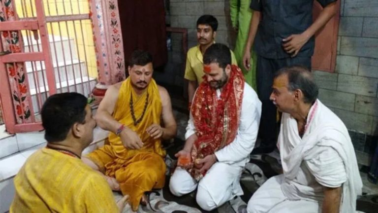 मंदिर की मूर्तियों की तरह शक्तिहीन हैं सांसद: आरक्षण की बात करते-करते राहुल गाँधी ने दिया हिंदू विरोधी बयान, वामपंथी अखबार The Hindu ने की लीपापोती