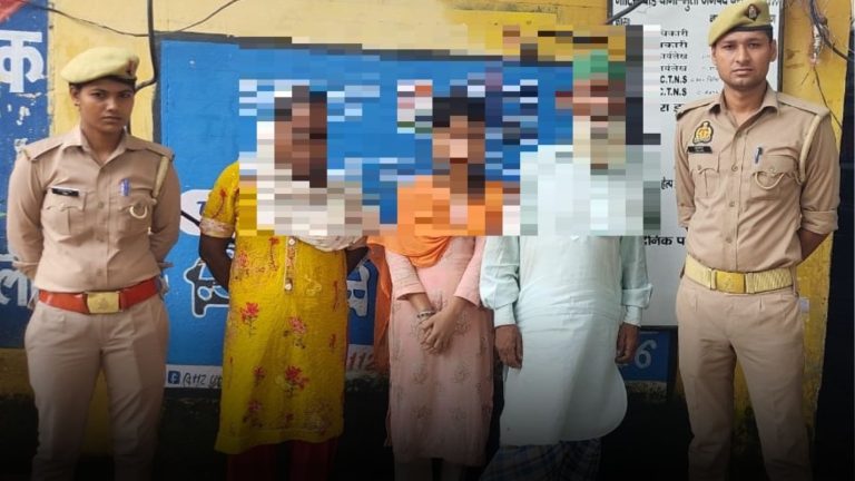 नज़ीर ने बेटी सबीना के साथ मंदिर में पढ़ी नमाज़, मौलवी ने कहा था – ये करने से खत्म हो जाएँगी समस्याएँ: यूपी पुलिस ने तीनों को पकड़ कर भेजा जेल