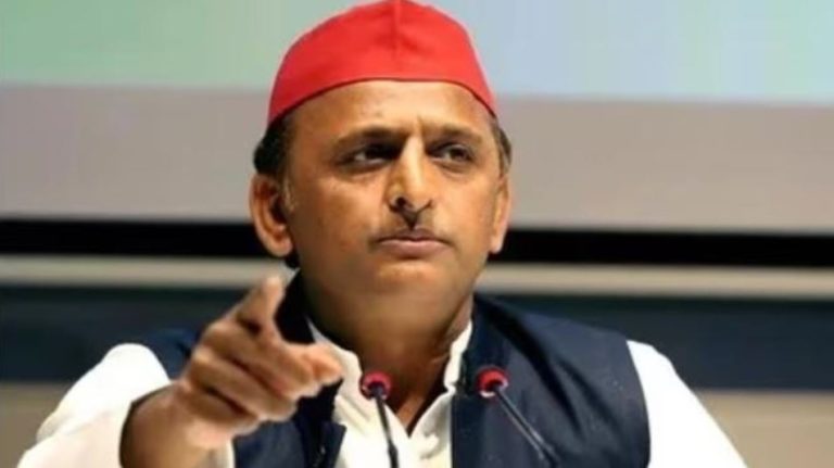 इंडी गठबंधन में दरार: एमपी में कॉन्ग्रेस के ‘हाथ’ अपमानित हुए अखिलेश यादव, बोले- भ्रम में रखा, अब गठबंधन का बाद में देखेंगे