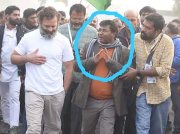 इलाहाबाद यूनिवर्सिटी प्रोफेसर हिन्दू