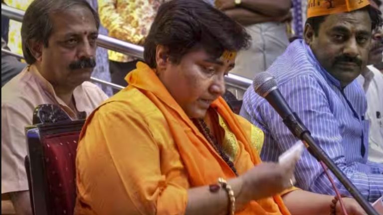 जिस साध्वी को चमड़े के बेल्ट से पीटा, पुरुष कैदियों के साथ रख पोर्न वीडियो देखने को किया मजबूर, वह कोर्ट में हुईं भावुक: जानिए मामला