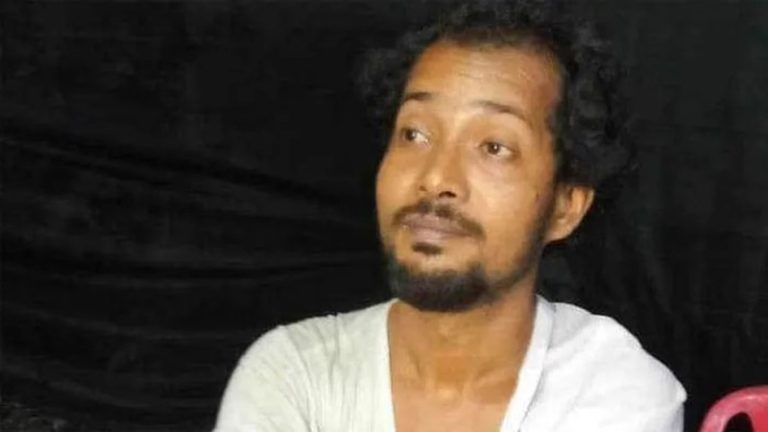 बैग में कुरान भरकर दुर्गा पूजा पंडाल में घुस रहा था शाह आलम, हावभाव देख हिंदुओं ने पकड़ा: पुलिस ने ‘मानसिक बीमार’ बताकर छोड़ा