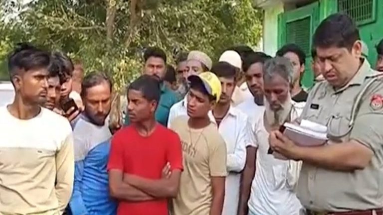 शेर मोहम्मद ने बच्ची से बलात्कार कर के लिया बकरियों की पिटाई का ‘बदला’, अब पेड़ से लटकी मिली लाश: पॉक्सो के तहत केस दर्ज होने के बाद से था फरार