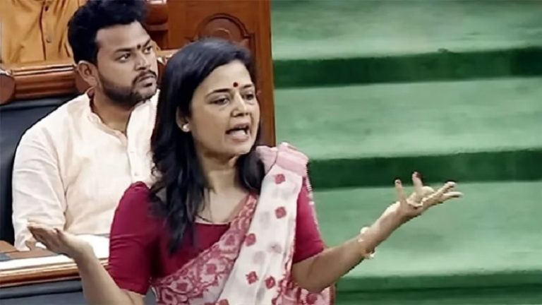 महुआ के सवाल, सरकार के जवाब, एक खास कारोबारी को फायदा… TMC सांसद के हर प्रश्न का पोस्टमॉर्टम पढ़िए यहाँ, जानिए निकाली कौन-कौन सी सूचनाएँ