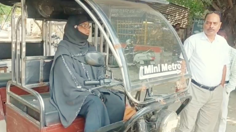 ‘योगी राज में नहीं लगता डर, हमेशा मदद को तैयार रहती है यूपी पुलिस’: रात को 2 बजे भी ई-रिक्शा चलाती हैं बुर्कानशीं नजमा, शौहर की मौत के बाद कर रहीं मेहनत