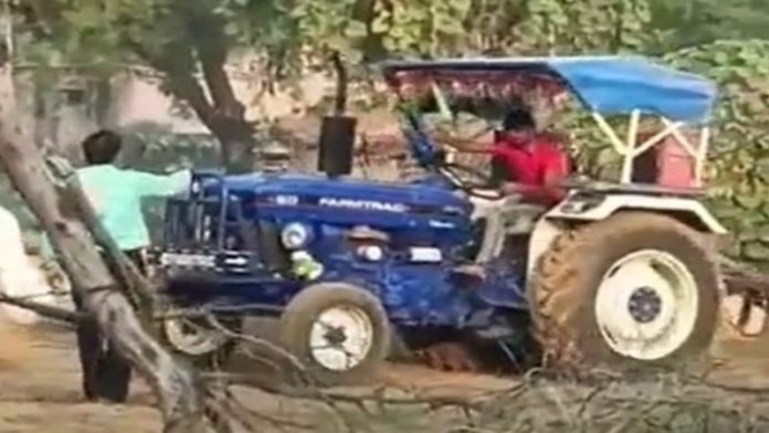 राजस्थान भरतपुर ट्रैक्टर वीडियो वायरल