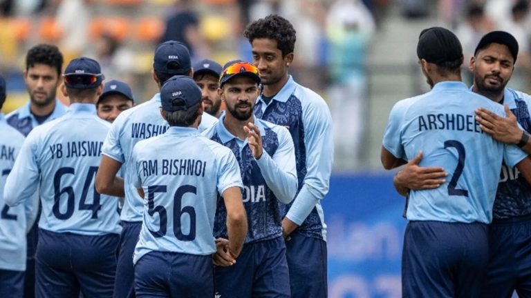 बारिश में धुल गया मैच, लेकिन भारत जीत गया गोल्ड मेडल: एशियन गेम्स में महिलाओं के बाद अब भारतीय पुरुष क्रिकेट टीम ने किया कमाल