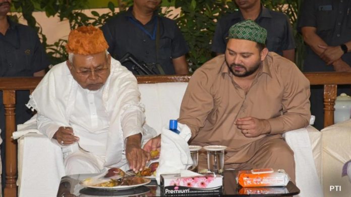 नीतीश कुमार और तेजस्वी