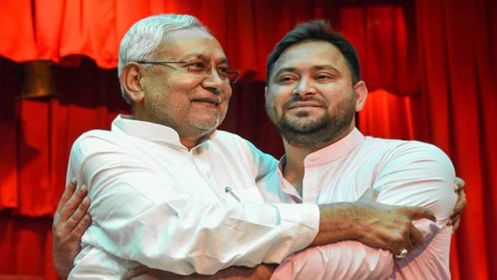 नीतीश कुमार और तेजस्वी यादव