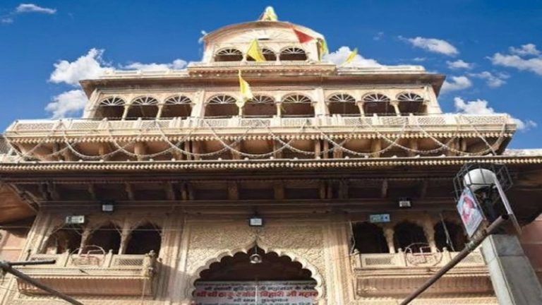 योगी सरकार के बाँके बिहारी कॉरिडोर परियोजना को इलाहबाद HC की हरी झंडी, हटाए जाएँगे अतिक्रमण: धार्मिक और तीर्थस्थलों को अदालत ने बताया देश की धरोहर