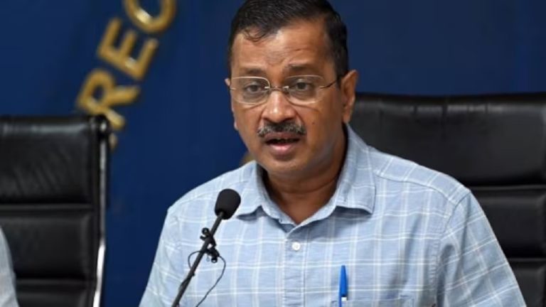 अरविंद केजरीवाल को चुनाव आयोग का नोटिस, कहा- जवाब दो क्यों न की जाए कार्रवाई: PM मोदी का अपमान कर फँसे दिल्ली के मुख्यमंत्री