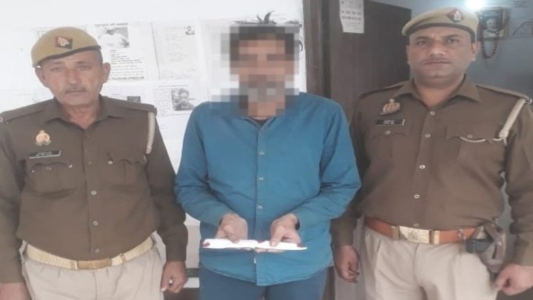 चिकन फ्राई के लिए पैसे नहीं दिए तो दर्जी शाहिद हुसैन ने बीवी को मार डाला, गर्दन में घोंप दी कैंची