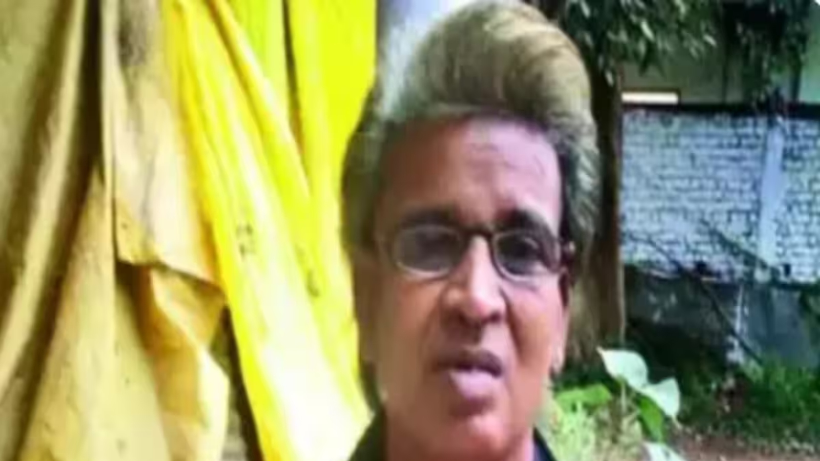 56 साल की उम्र में सिक्योरिटी गार्ड ने ली MSc गणित की डिग्री Jabalpur