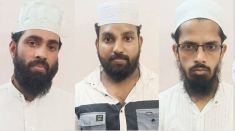 केरल के मदरसे में बच्चों से कुकर्म, 3 उस्ताद गिरफ्तार: 1 साल से बच्चे का यौन शोषण कर रहा मौलवी भी पकड़ा गया
