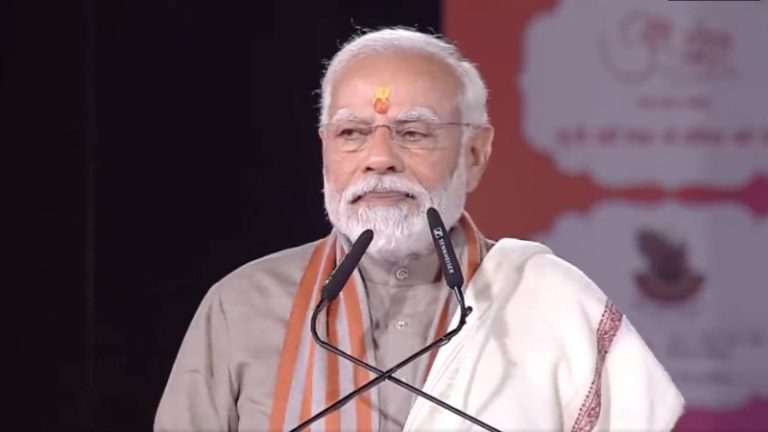 ‘भारत की चेतना पर प्रहार हुआ तो कोई योद्धा बना तो कोई संत…’: मथुरा में बोले पीएम मोदी-  मीराबाई रूढ़ियों को तोड़ने वाली समाज सुधारक
