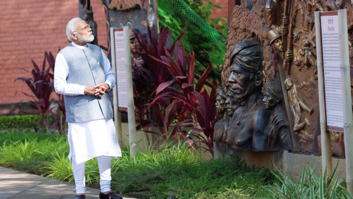 प्रधानमंत्री मोदी बिरसा मुंडा