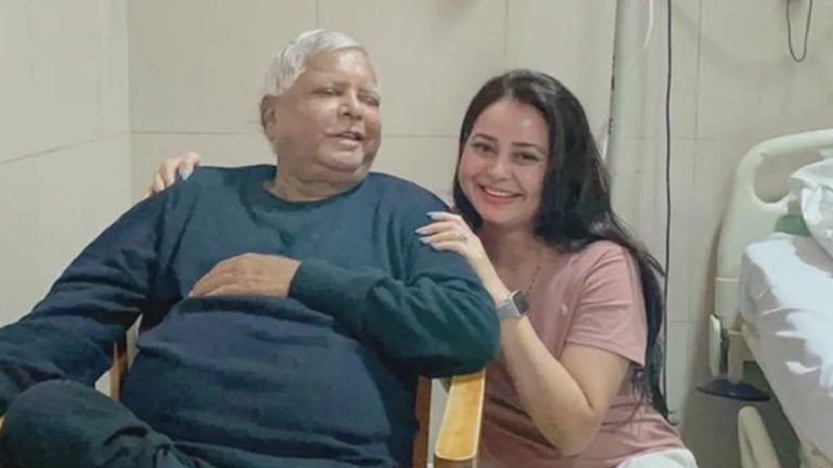 ‘मार देंगे दो मुक्का, नाच के गिरेगा थाईलैंड’ : लालू की बेटी ने शेयर की CM योगी की एडिटेड फोटो, नेटीजन्स बोले- ‘यही है चारा चोर का संस्कार’