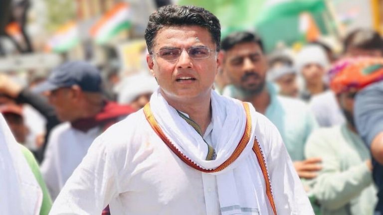 गुज्जरों की नाराजगी, खिसकता आधार, खिलता कमल… पोस्टर पर लौटे पायलट राजस्थान में कॉन्ग्रेस की बचा पाएँगे लाज?