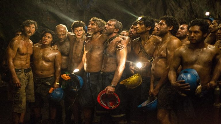 41 मजदूरों के रेस्क्यू ऑपरेशन पर बॉलीवुड बना पाएगी ‘The 33’ जैसी फिल्म, या सरसों के खेत वाले गाने ठूँस मसाला-मूवी तक ही रहेगा इनका दायरा?