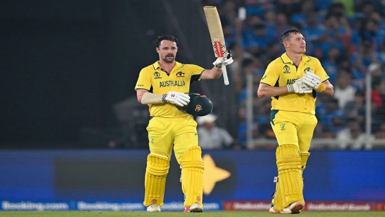 और वर्ल्ड कप हार गई टीम इंडिया… पूरे भारतीय टीम ने लगाई जितनी बाउंड्री, उससे ज़्यादा ट्रेविस हेड ने अकेले जड़ दिए: कंगारू टीम ने छठी बार उठाई ये ट्रॉफी