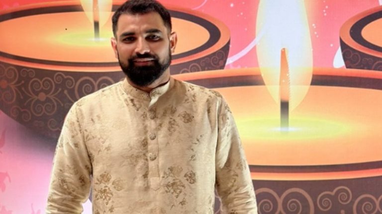 मोहम्मद शमी ने कहा- हैप्पी दीवाली, तड़प गए पाकिस्तान के कट्टरपंथी: बोले- ह₹मी सजदा कर लेता