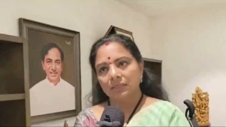 ‘सनातन धर्म और हिंदीभाषियों के खिलाफ बयान पर राहुल गाँधी चुप क्यों?’: पूर्व मुख्यमंत्री KCR की बेटी ने उठाए सवाल, कहा – PR स्टंट थी ‘भारत जोड़ो यात्रा’