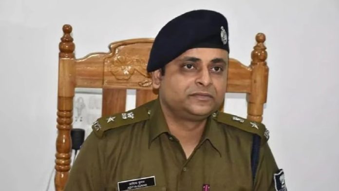 बिहार IPS फरार अदालत