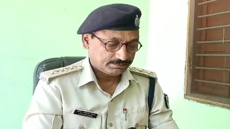 ‘बिस्तर पर आ जाओ, SHO बना दूँगा’: महिला दरोगा का यौन शोषण करने वाला DSP फैज़ अहमद खान सस्पेंड, बिहार की घटना