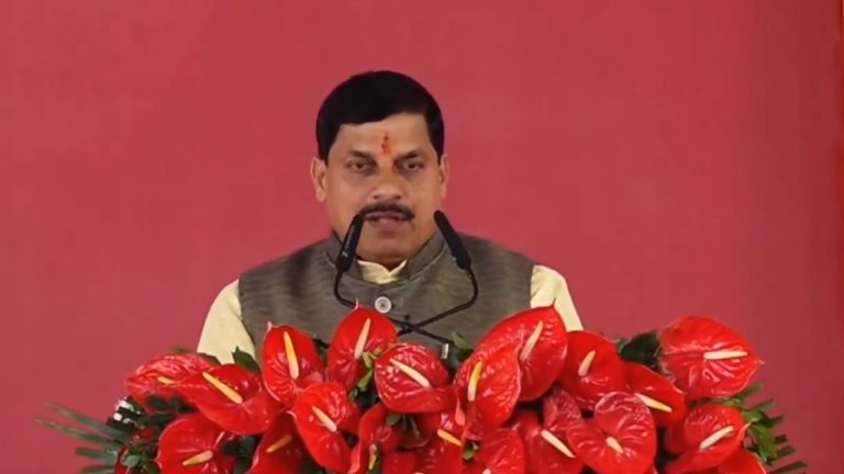 लाउडस्पीकरों का अनियंत्रित इस्तेमाल होगा बंद: CM बनते ही एक्शन में मध्य प्रदेश के मोहन यादव, कहा – खुले में मांस की बिक्री स्वीकार नहीं