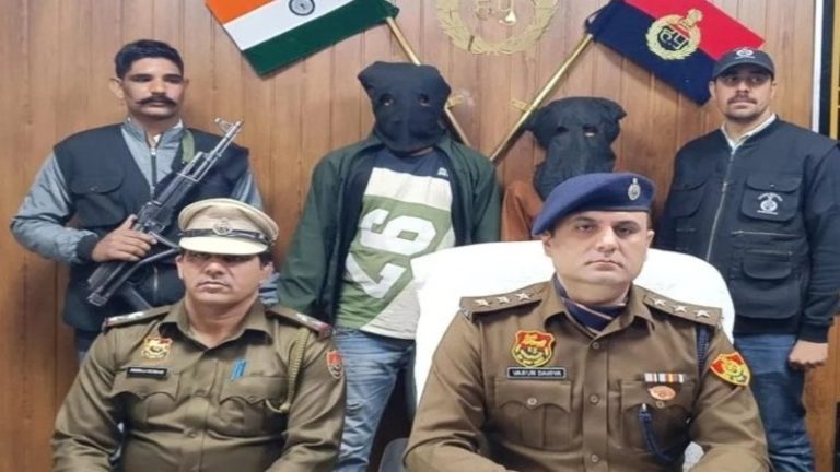 गुरुग्राम पुलिस ने जुबेर को सेक्सटॉर्शन में पकड़ा, अश्लील वीडियो दिखा करोड़ों वसूलता था: मोबाइल की छिनतई में भी था शामिल, साथी वसीम भी गिरफ्तार