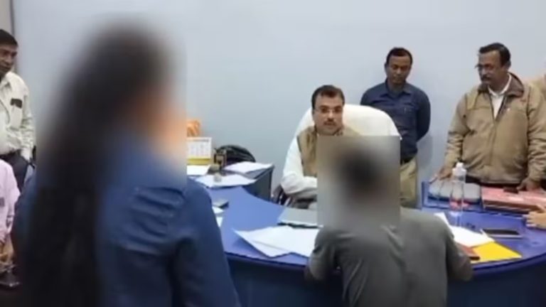 ‘हमारे पूर्व छात्र को आपसे प्यार हो गया है, लेकिन आप…’: पश्चिम बंगाल में कॉलेज के लेटरहेड पर छात्रा को ‘लव लेटर’, प्रिंसिपल का साइन और मुहर भी