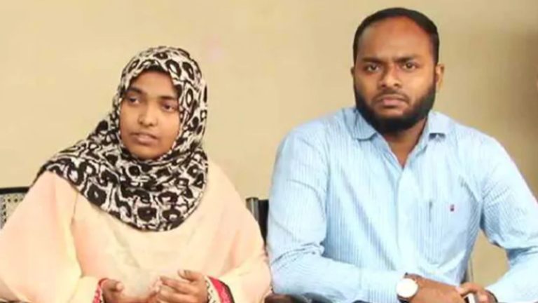 ‘पहला शौहर छोड़कर मैंने कर लिया दूसरा निकाह… मुसलमान बनकर खुश हूँ’: केरल की हादिया चर्चा में लौटी, मुस्लिम सहेलियों की संगत में अपनाया था इस्लाम