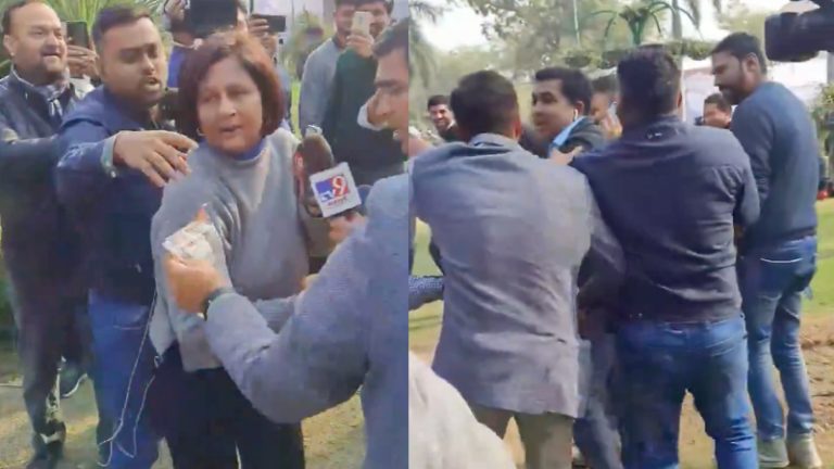 संसद में फेंका गया जो रंगीन धुएँ वाला कनस्तर उसे दिखाने के लिए लड़ बैठे पत्रकार, सबूत पुलिस को देने की बजाय बना दिया तमाशा: लोगों को याद आई राजदीप की ‘गिद्ध पत्रकारिता’