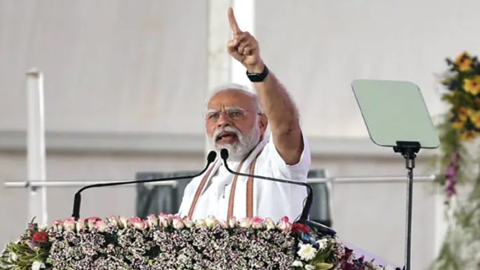 प्रधानमंत्री नरेंद्र मोदी