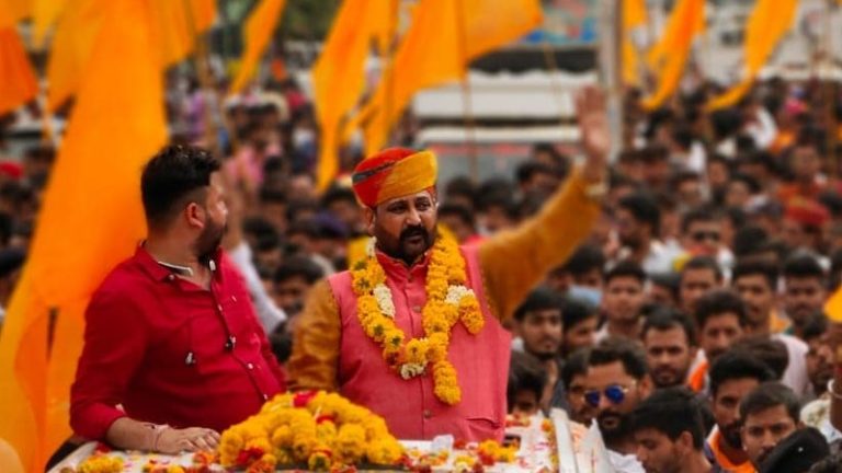 दुबई-पाकिस्तान के नंबरों से धमकी, नाराज़ था रोहित गोदारा भी: करणी सेना अध्यक्ष की हत्या के लिए शादी के कार्ड को बनाया हथियार, दारू पीकर सुखदेव सिंह गोगामेड़ी के घर आए थे हत्यारे