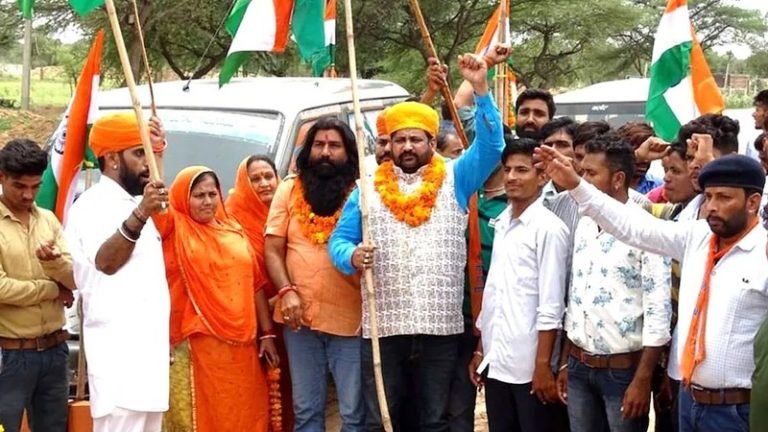 लाल चौक पर तिरंगा लहराने के बाद से ही करणी सेना के अध्यक्ष को मिल रही थी धमकियाँ, हत्या की जाँच के लिए SIT: जयपुर आ सकती NIA भी