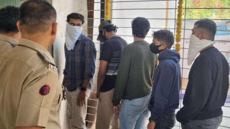 LSD, गाँजा, चरस, उन्माद बढ़ाने वाली गोलियाँ, दारू… न्यू ईयर से पहले नशे में झूमते 95 लड़के-लड़कियाँ हिरासत में, खुले में चल रही थी रेव पार्टी